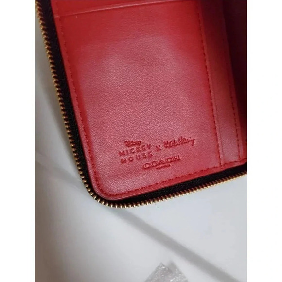 Coach shoulder bag and disney wallet set - Picture 7 of 7